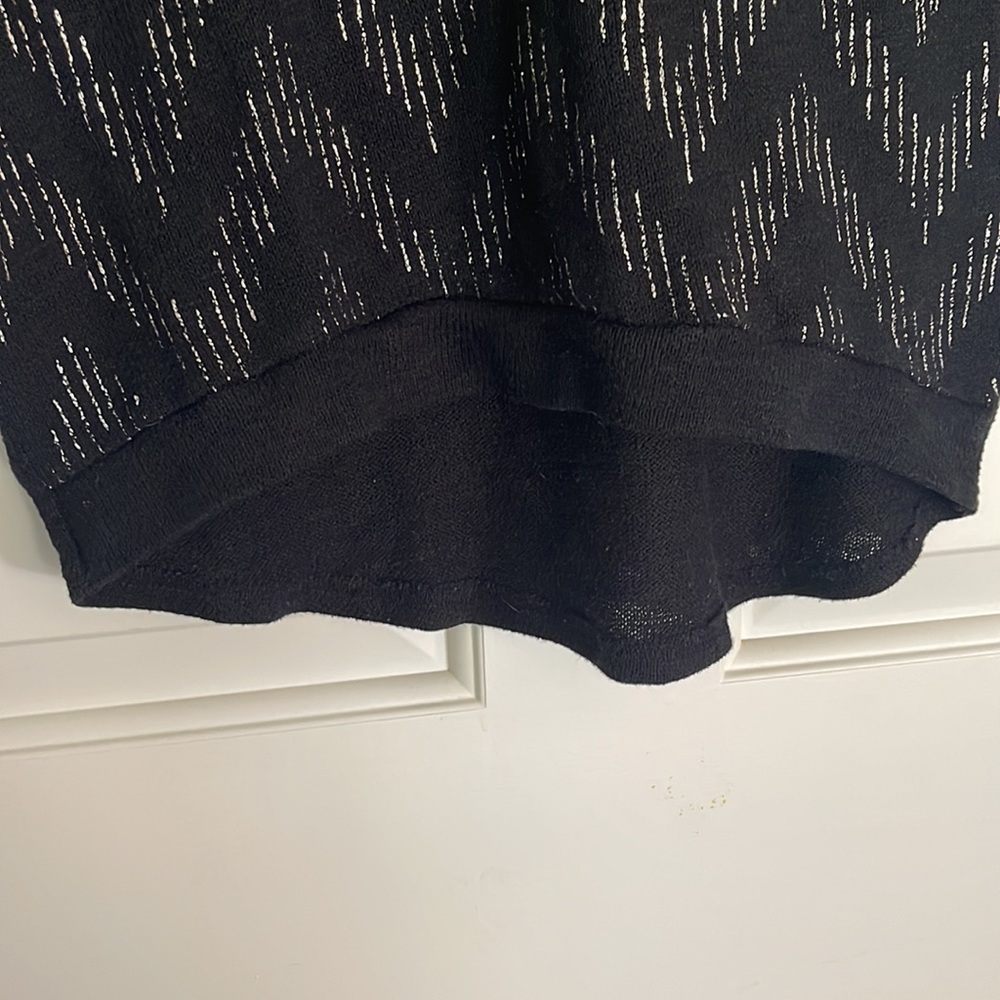 Tahari asymmetrical top - Picture 4 of 5